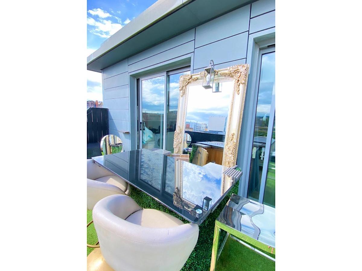 Glasgow Two Bedroom Penthouse Esterno foto