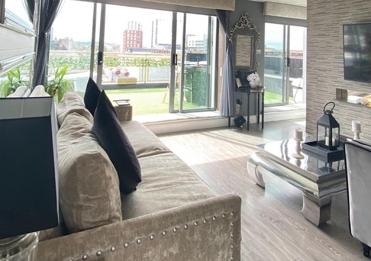 Glasgow Two Bedroom Penthouse Esterno foto